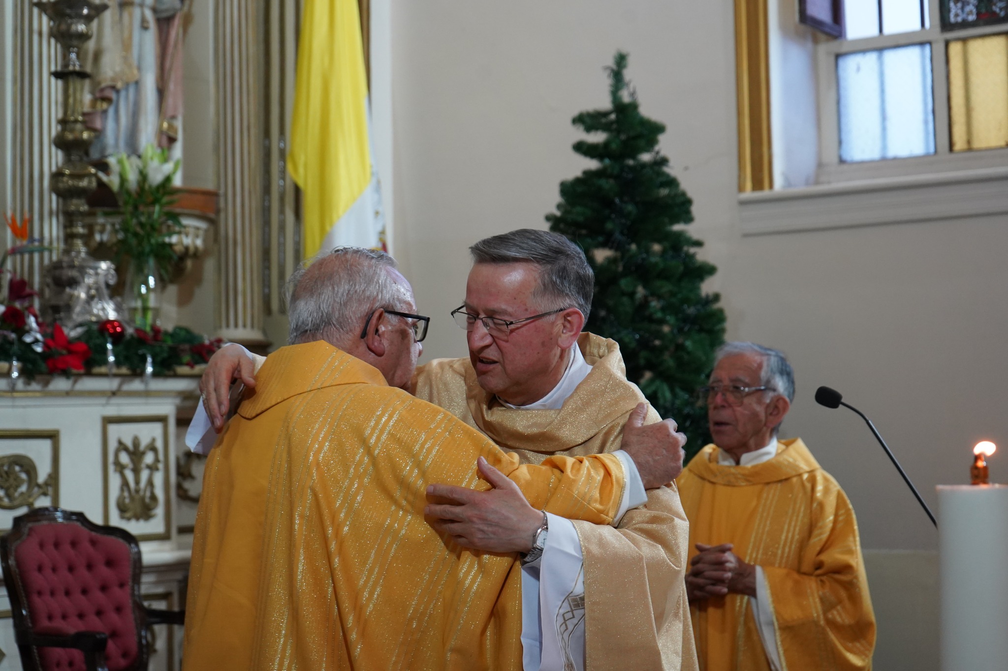 Galería de imágenes de 50 años de ordenación sacerdotal celebraron P. Eduardo Huerta y el P. Haroldo Zepeda