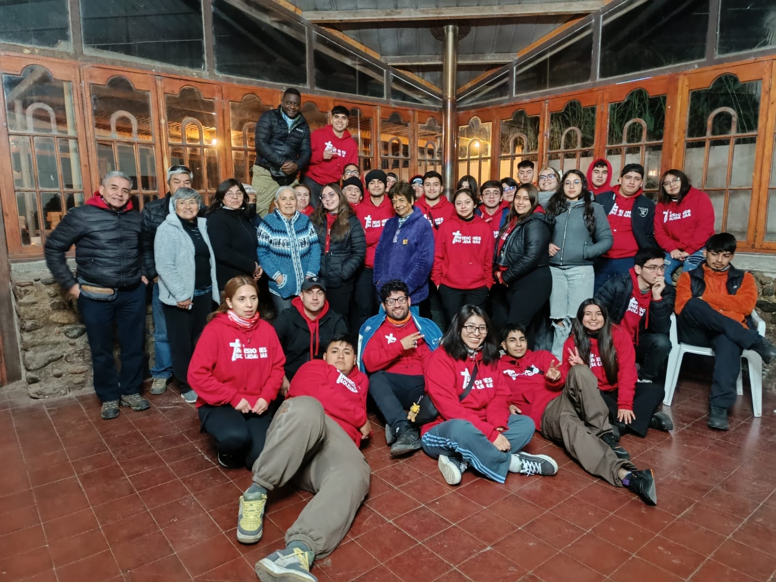 Jóvenes misioneros del DUOC revitalizan la comunidad de "El Molle" con acciones solidarias y espirituales