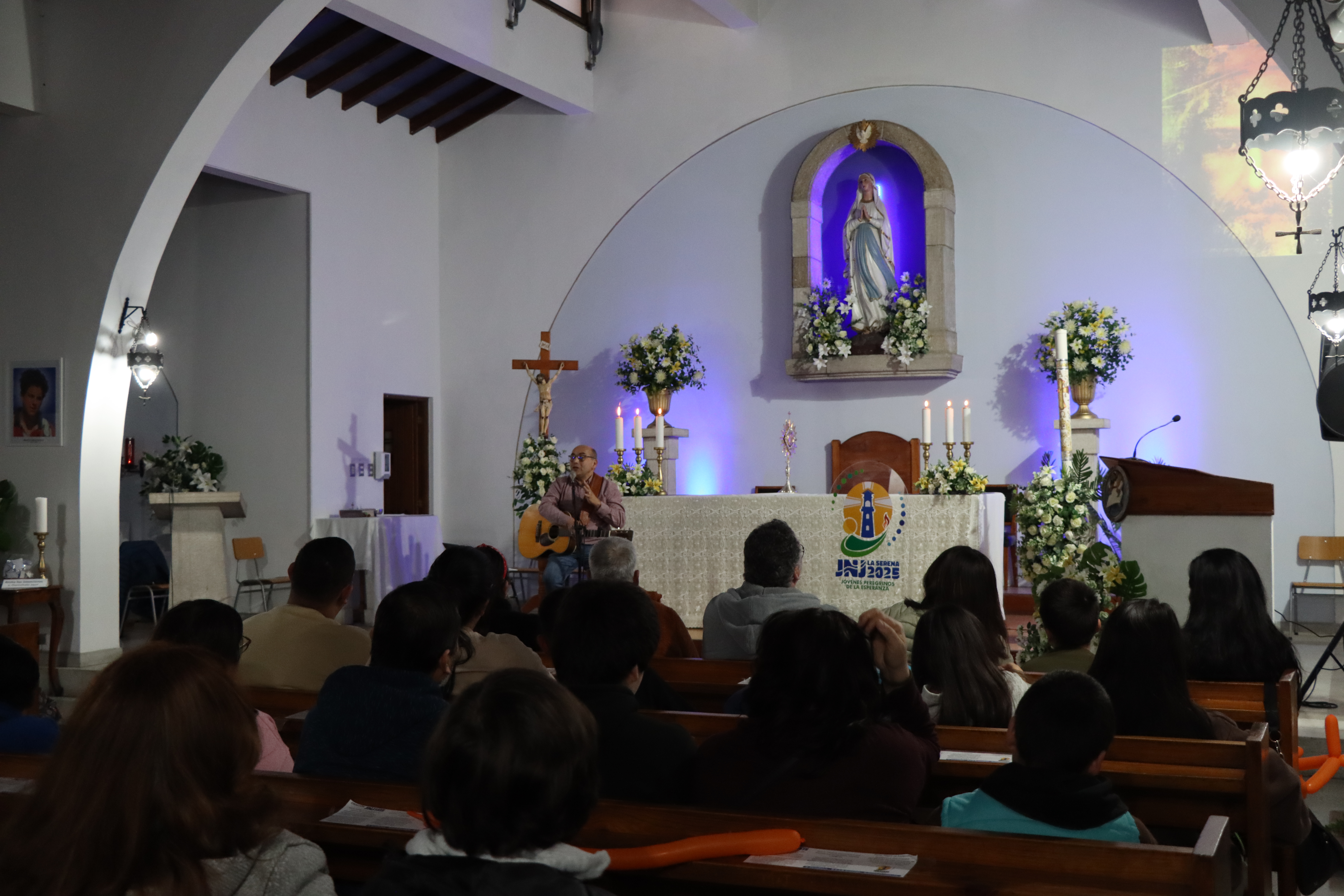 Galería de imágenes de Concierto de Fernando Leiva en La Serena prepara el camino hacia la JNJ 2025