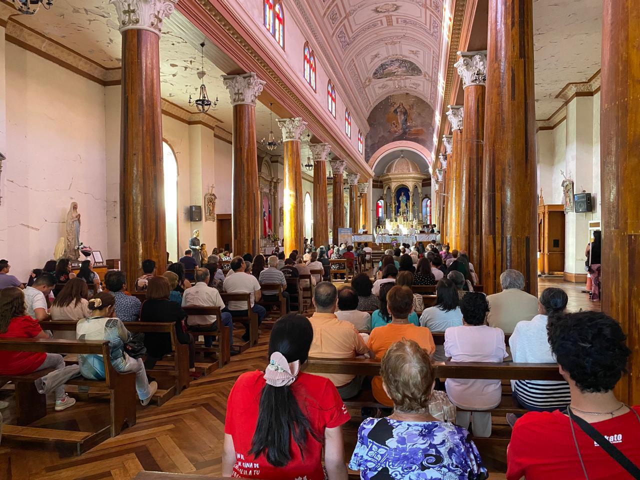 Galería de imágenes de Pbro. José Manuel Tapia asume como párroco en la “Inmaculada Concepción” de Vicuña