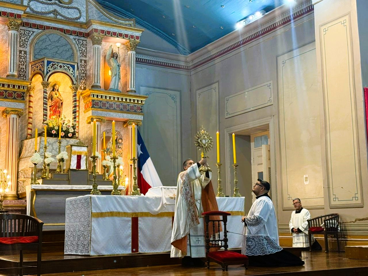 Renovada devoción al Sagrado Corazón de Jesús en “San Vicente Ferrer”