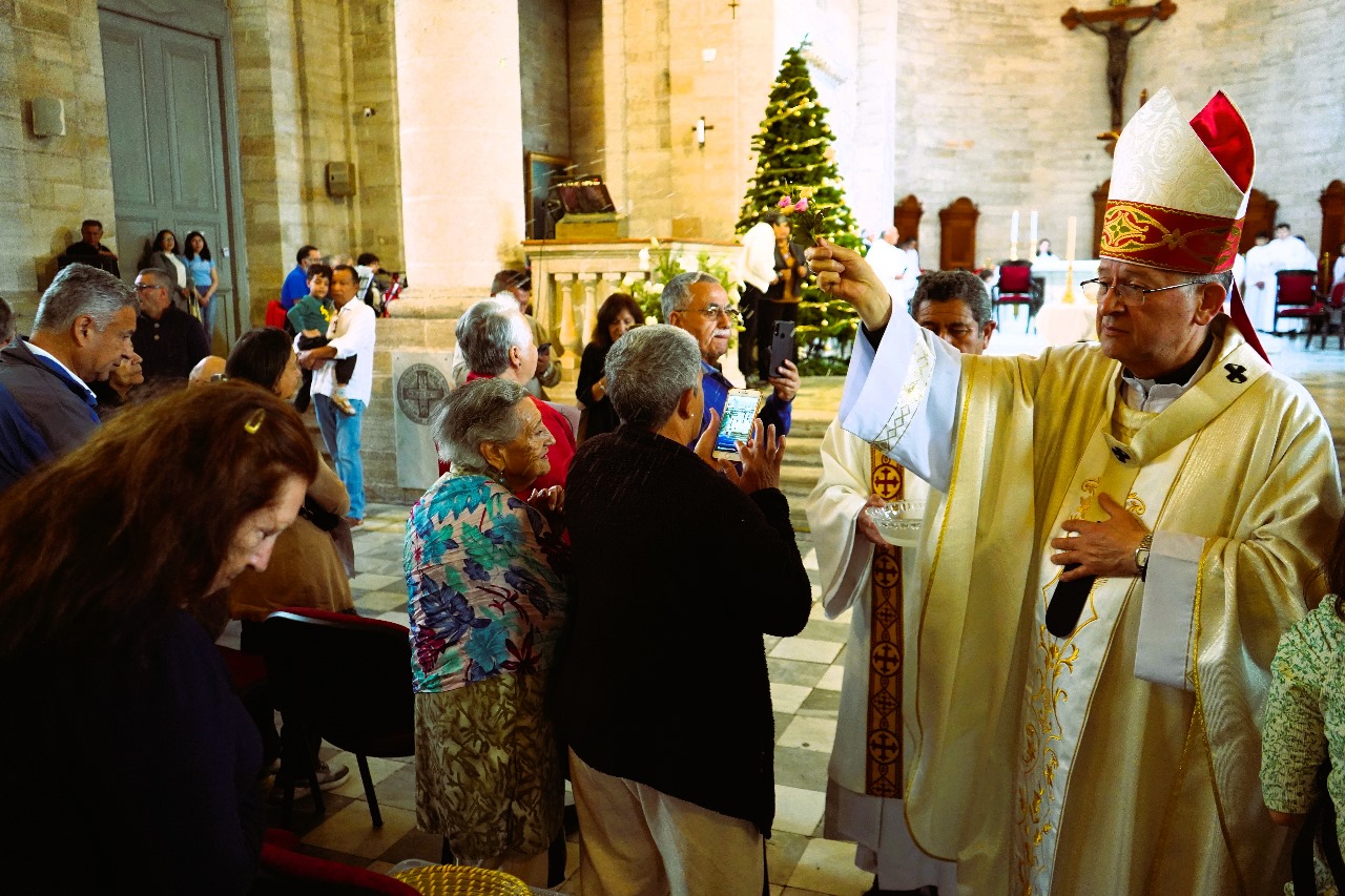 Galería de imágenes de Con alegría, fervor y esperanza, se inaugura Año del Jubileo 2025
