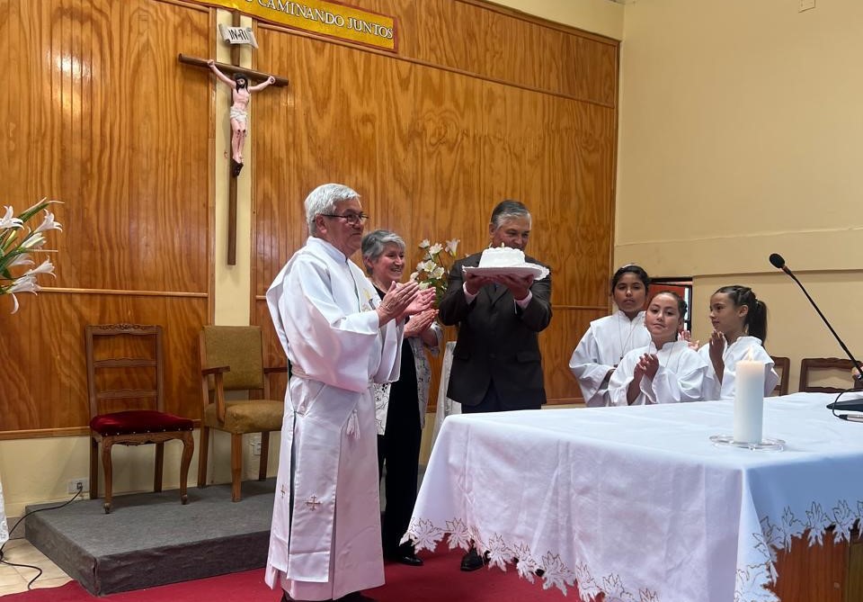 Galería de imágenes de Celebración de la Solemnidad de Cristo Rey y Aniversario de la comunidad "Jesús de Nazaret" en Ovalle
