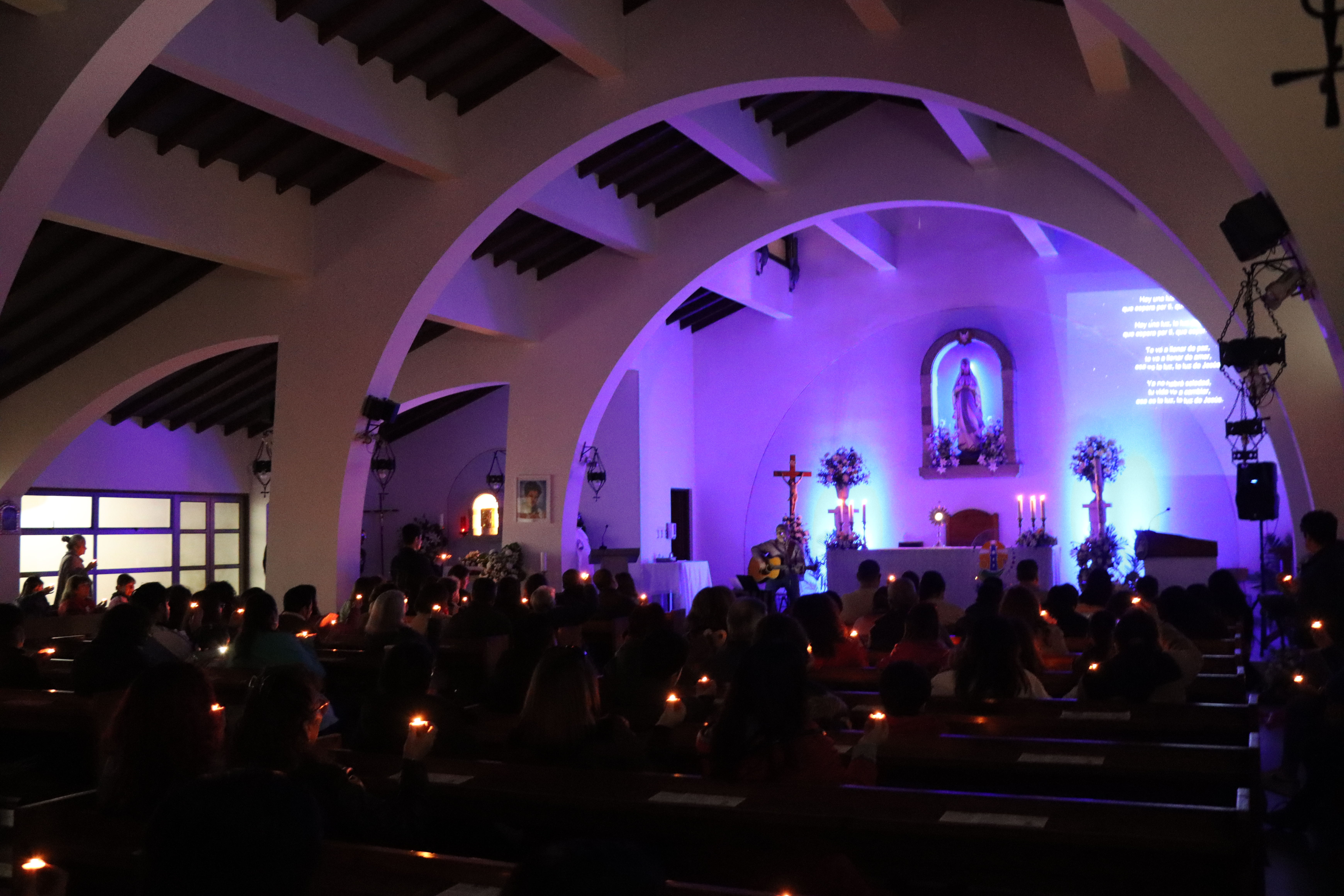 Galería de imágenes de Concierto de Fernando Leiva en La Serena prepara el camino hacia la JNJ 2025