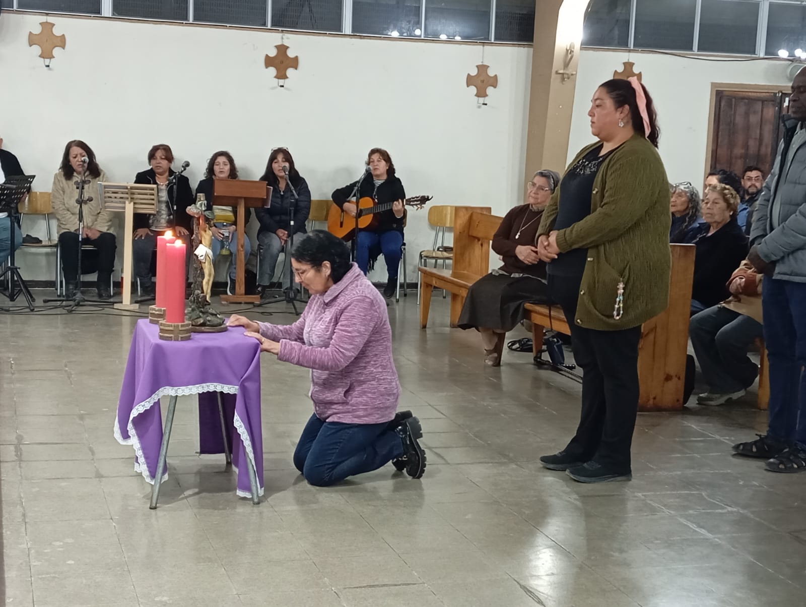 Galería de imágenes de Comunidad de la parroquia “Cristo Resucitado” celebró con alegría su fiesta patronal 