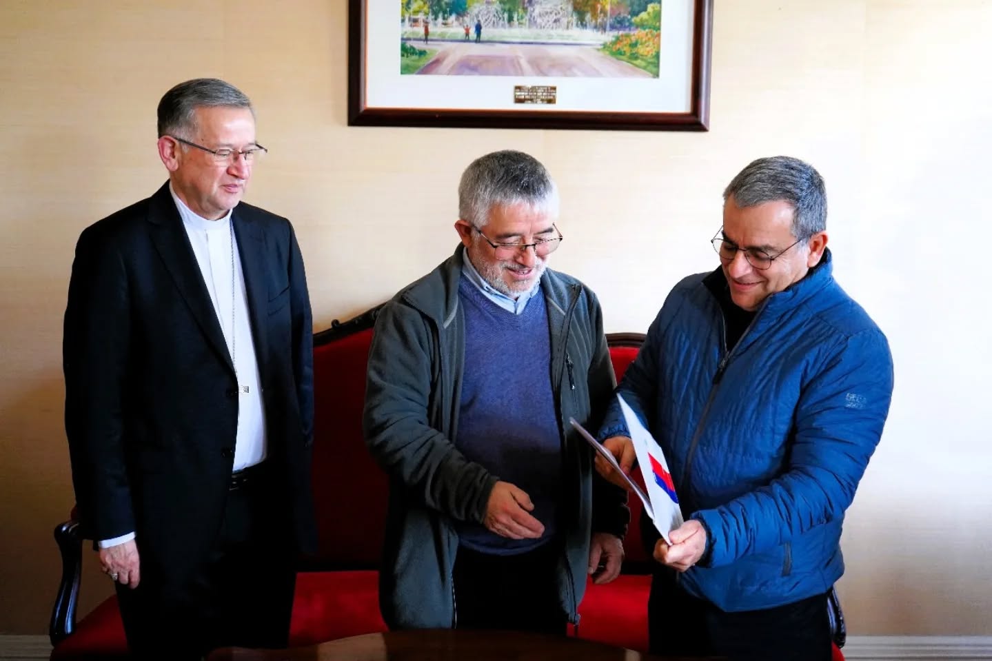 Galería de imágenes de Unión de voluntades CONAF, Santuario y Arzobispado de La Serena