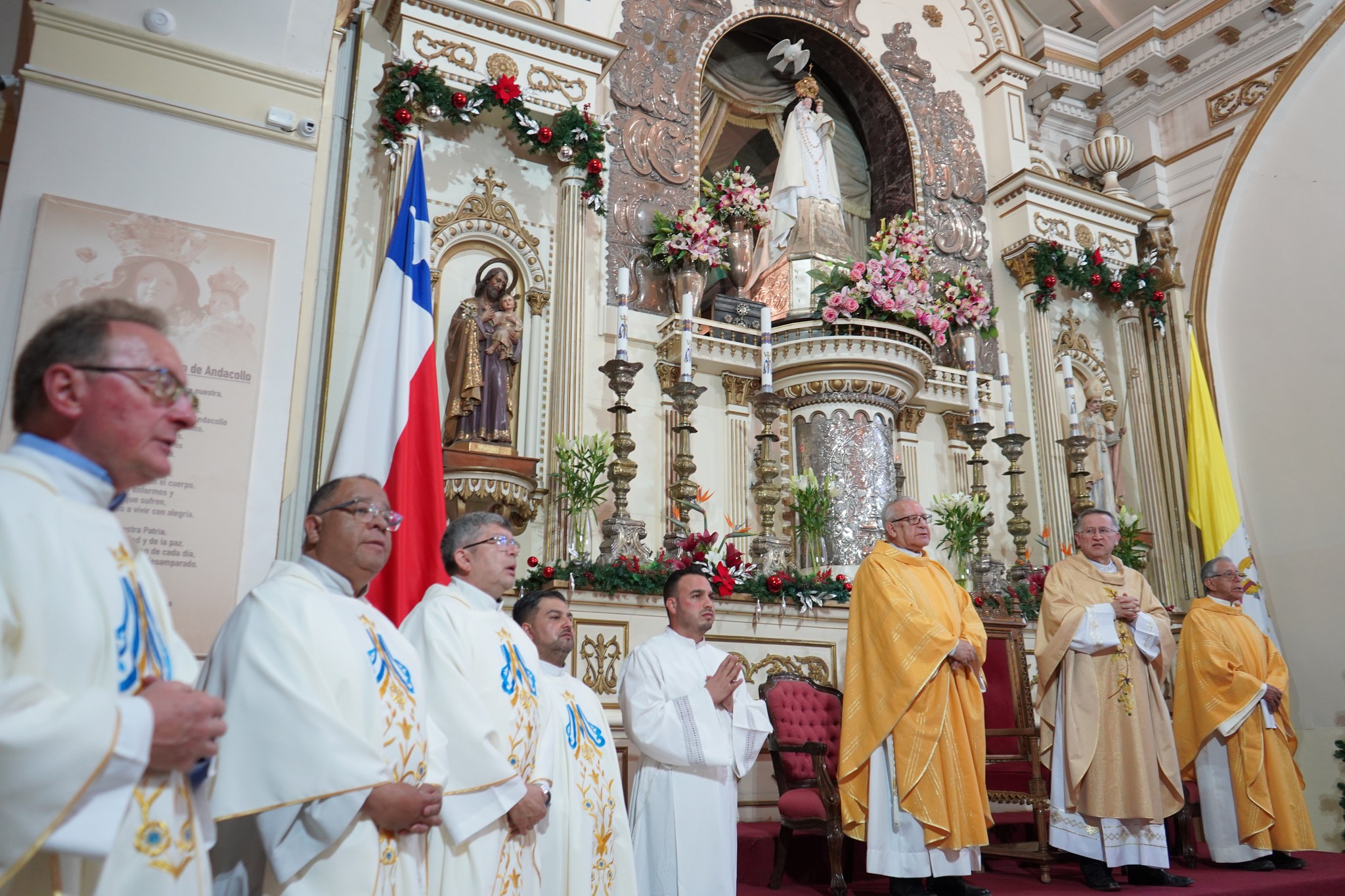Galería de imágenes de 50 años de ordenación sacerdotal celebraron P. Eduardo Huerta y el P. Haroldo Zepeda