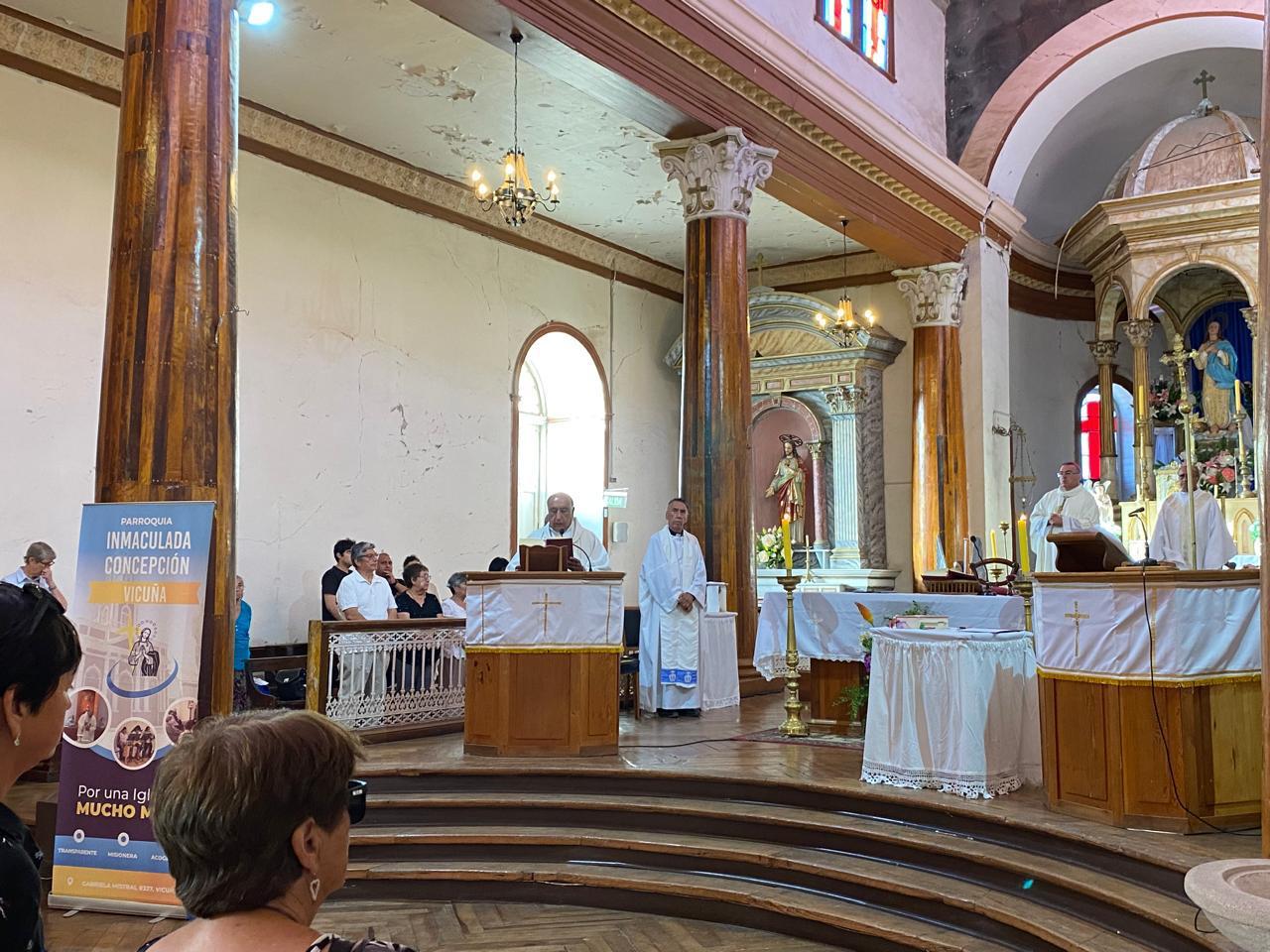 Galería de imágenes de Pbro. José Manuel Tapia asume como párroco en la “Inmaculada Concepción” de Vicuña