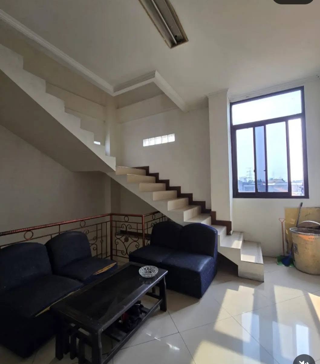 Gedung Second Jakarta Timur