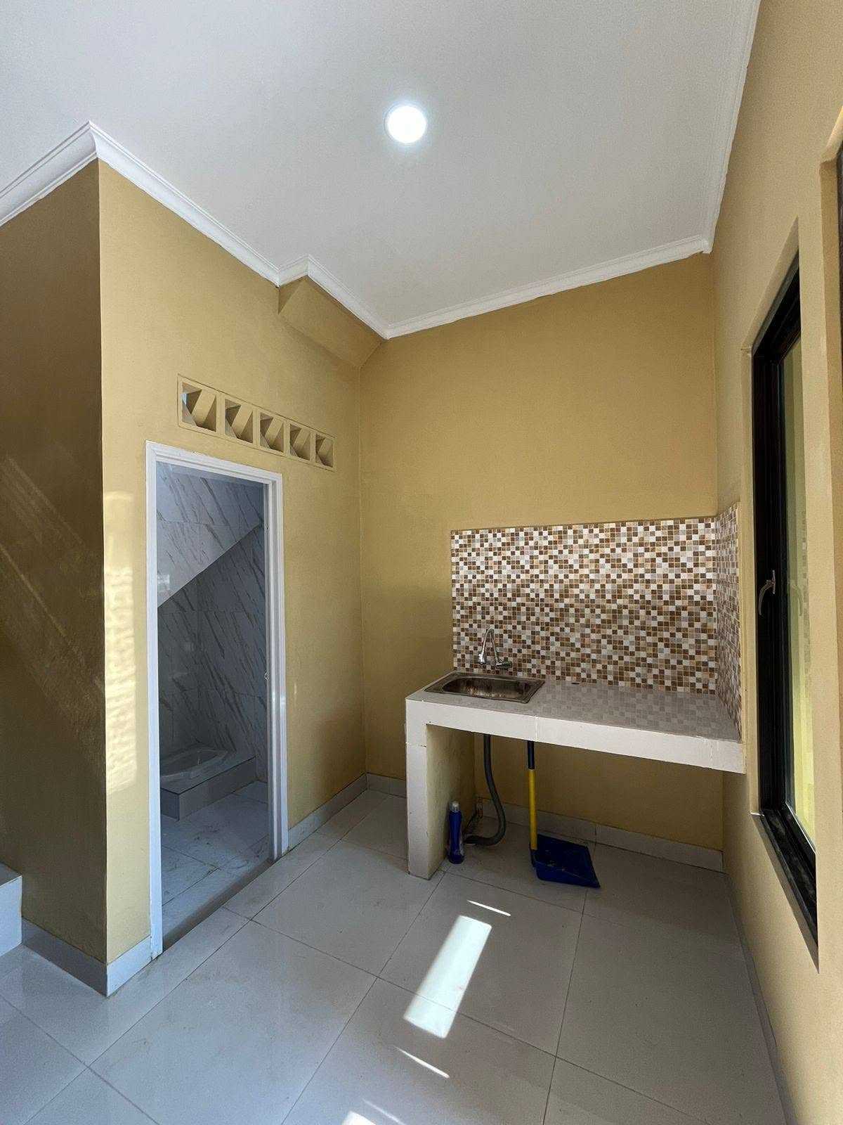 Rumah Second Condet