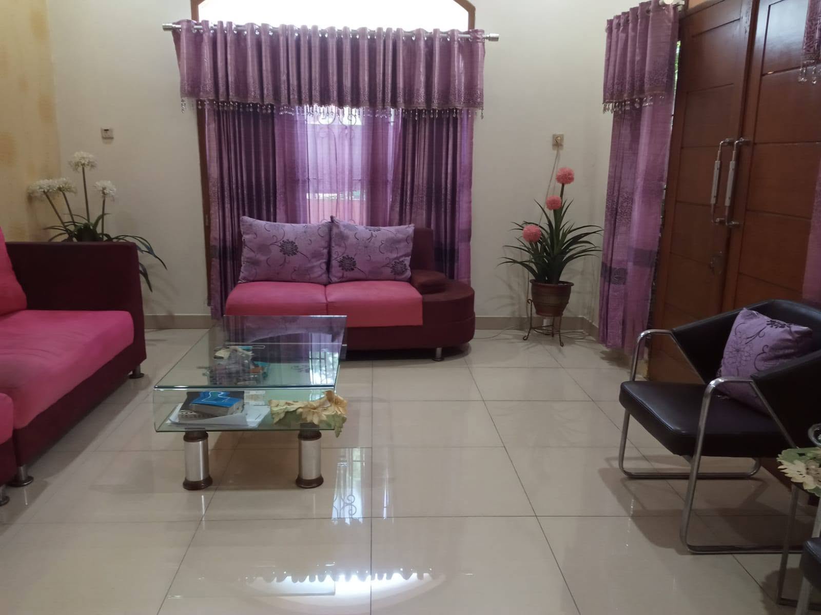 Rumah Second Jakarta Timur