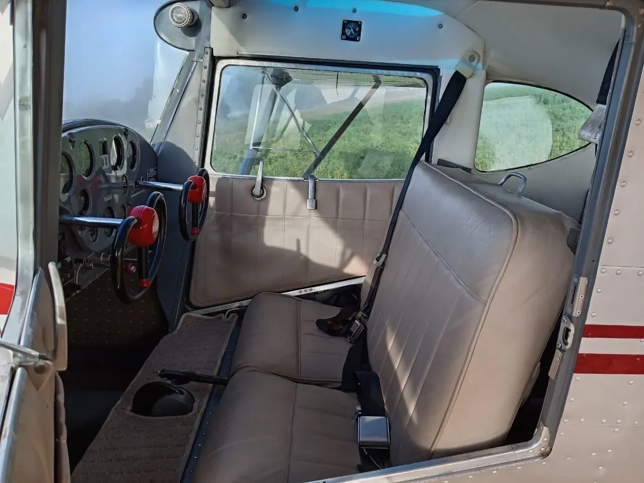 1946 Cessna 140, photo 3