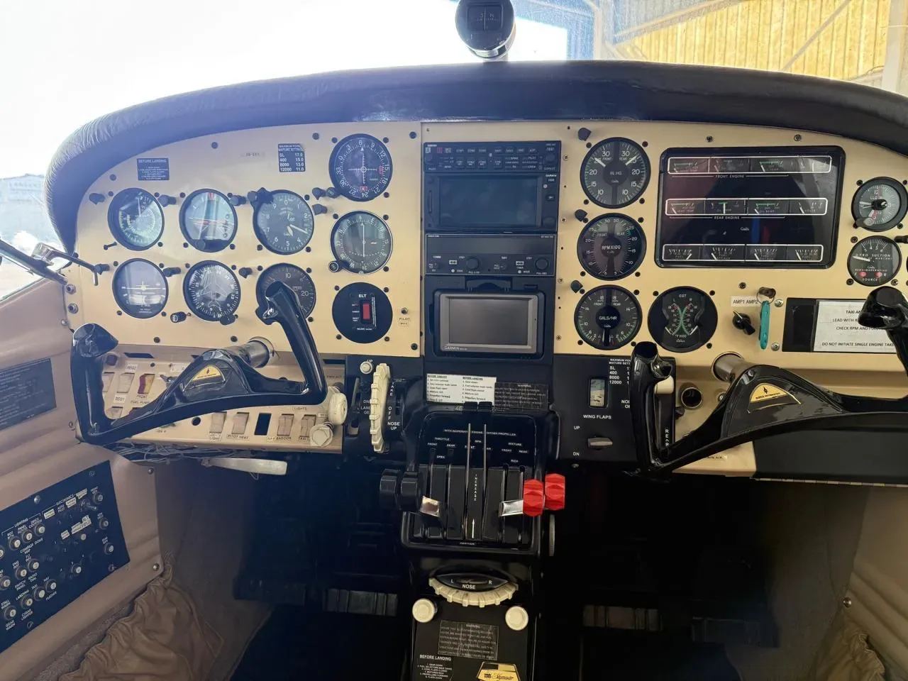 1965 Cessna 337 Super Sky Master, photo 3