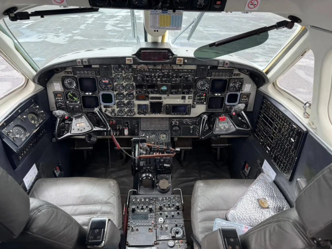 1994 Beechcraft 1900D, photo 4