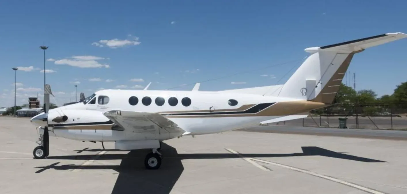 1999 Beechcraft King Air B200, photo 1