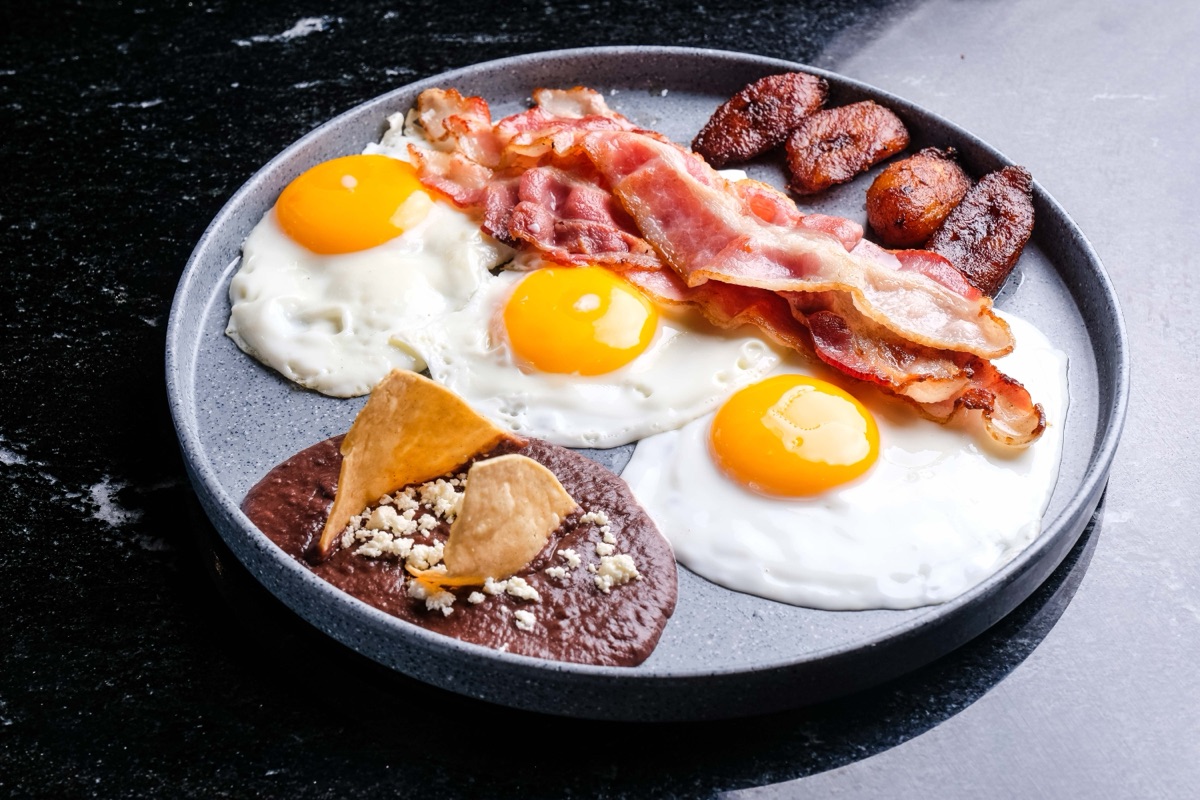 Huevos americanos