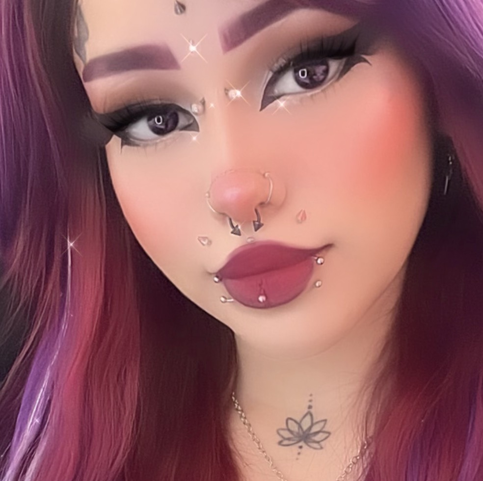 NGL profile picture for @cries