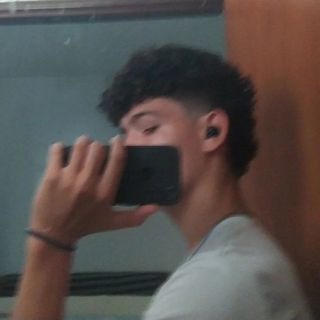 NGL profile picture for @iago_who
