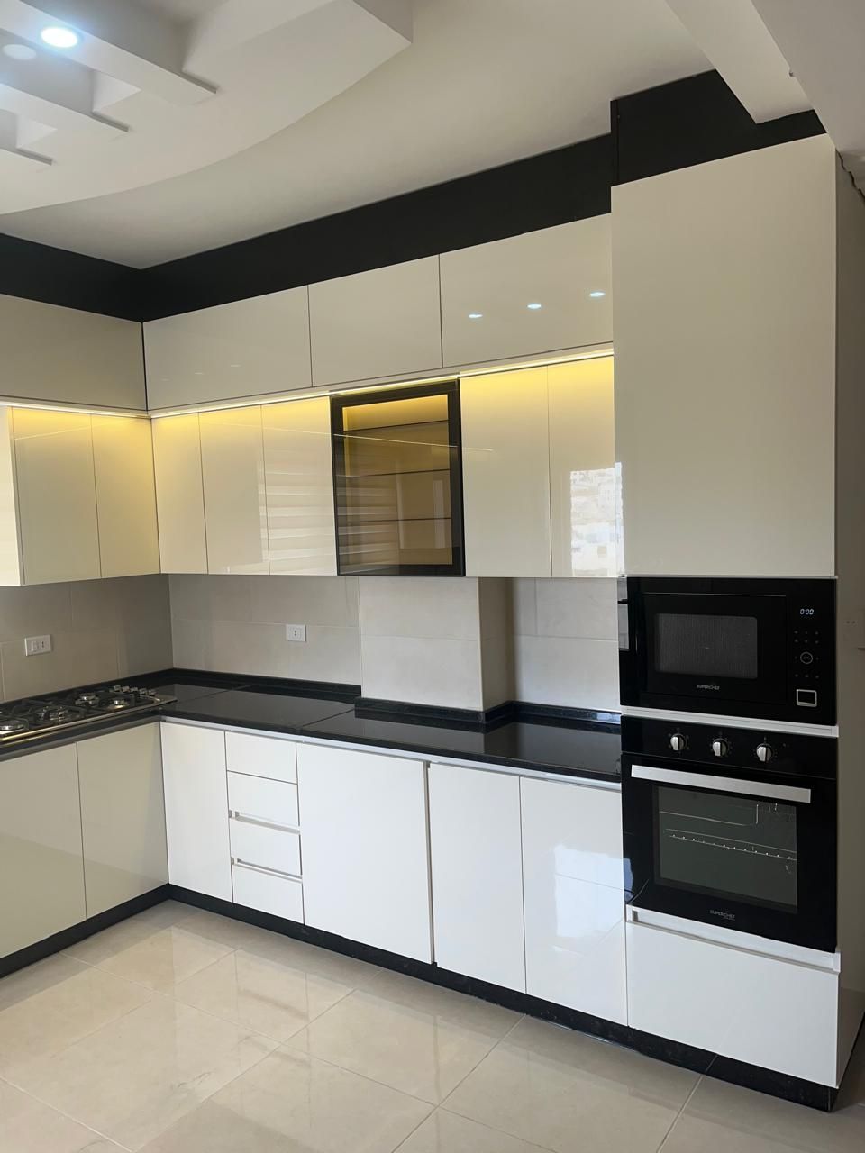 مطابخ الدميسي عالم المطابخ Countertop Store gallery photo 3 serving Amman, Jordan