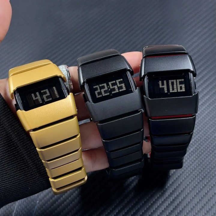 Montre Numérique Rétro-Futuriste – L’Alliance du Style et de l'Audace