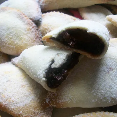 Cassatelle di Agira, un dolce siciliano dal sapore antico