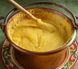 Ciciotta: la polenta autunnale dimenticata della tradizione siciliana