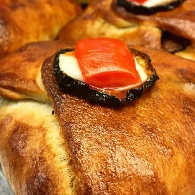 Fagottini con zucchine e pomodorini: Un gustoso pezzo della tradizione siciliana