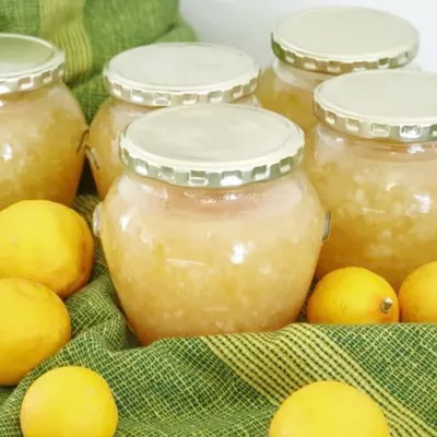 Marmellata di limoni: il profumo della Sicilia in un vasetto