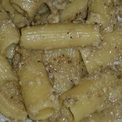 Pasta col pesto di melanzane alla siciliana