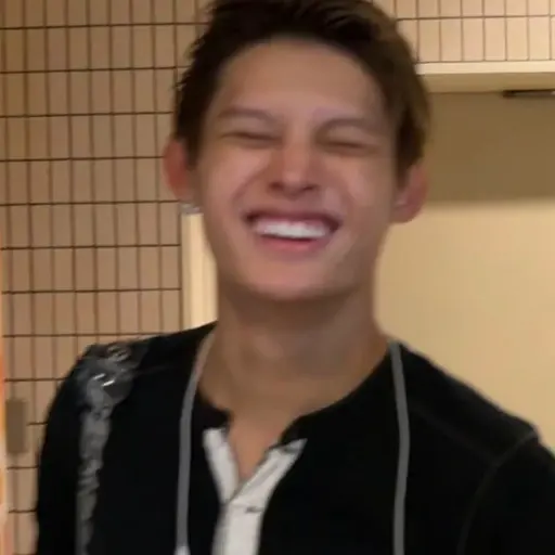 Ảnh đại diện James