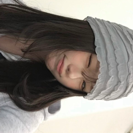 Ảnh đại diện yue 