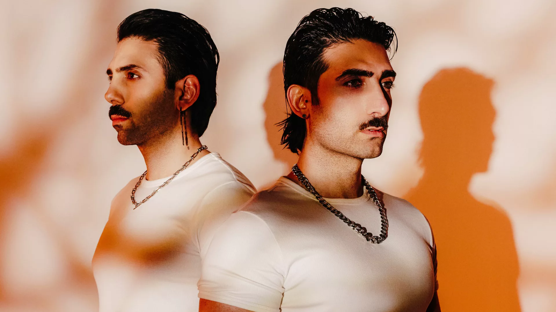 Vessbroz celebrate Persian New Year with an electronic night at Melkweg