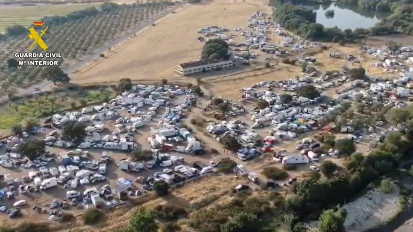 Imagen de la rave ilegal conseguida por la Guardia Civil Española