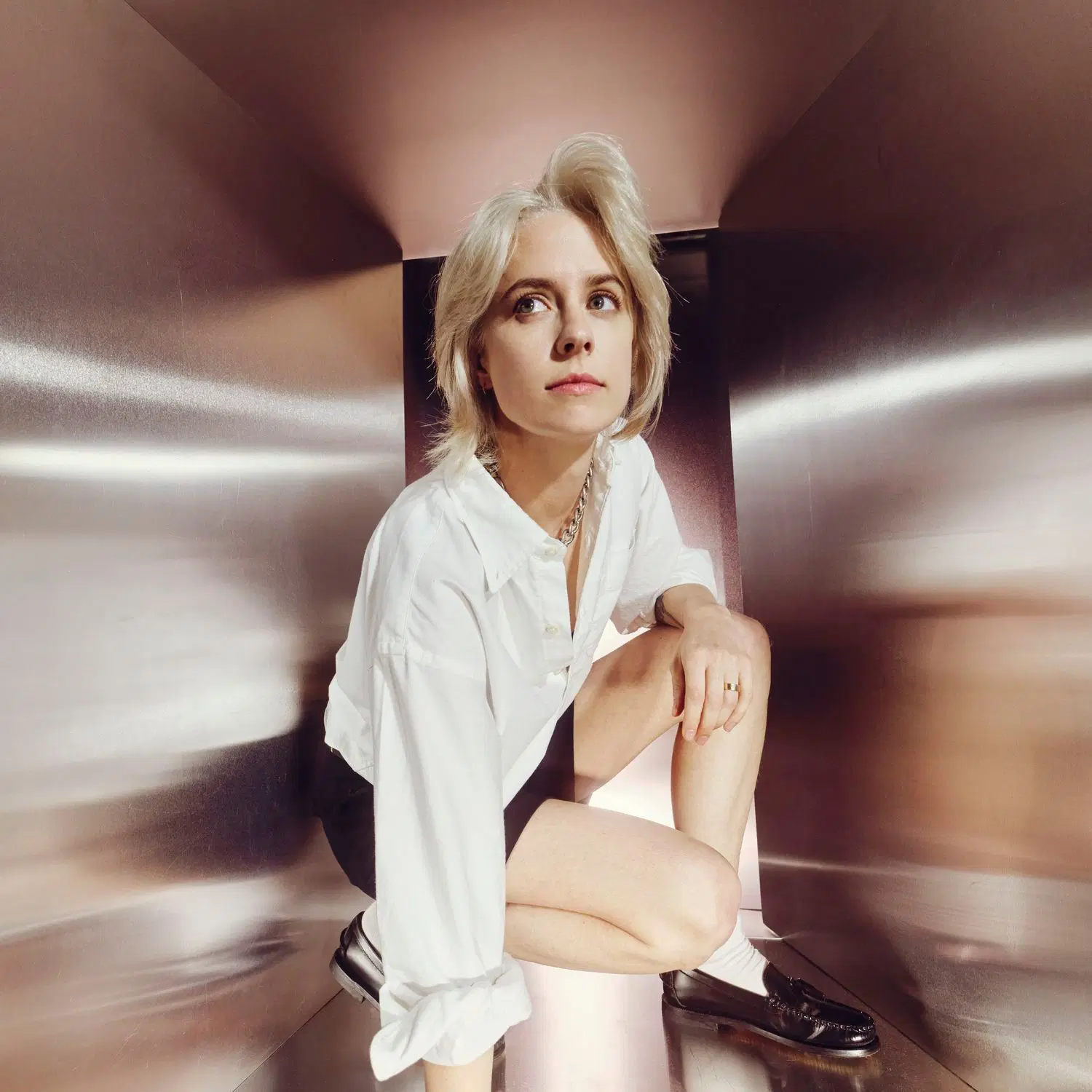 Avalon Emerson joins the Bali date after years of close ties with Dekmantel’s wider festival circuit. Credit: Potato Head / Avalon Emerson.