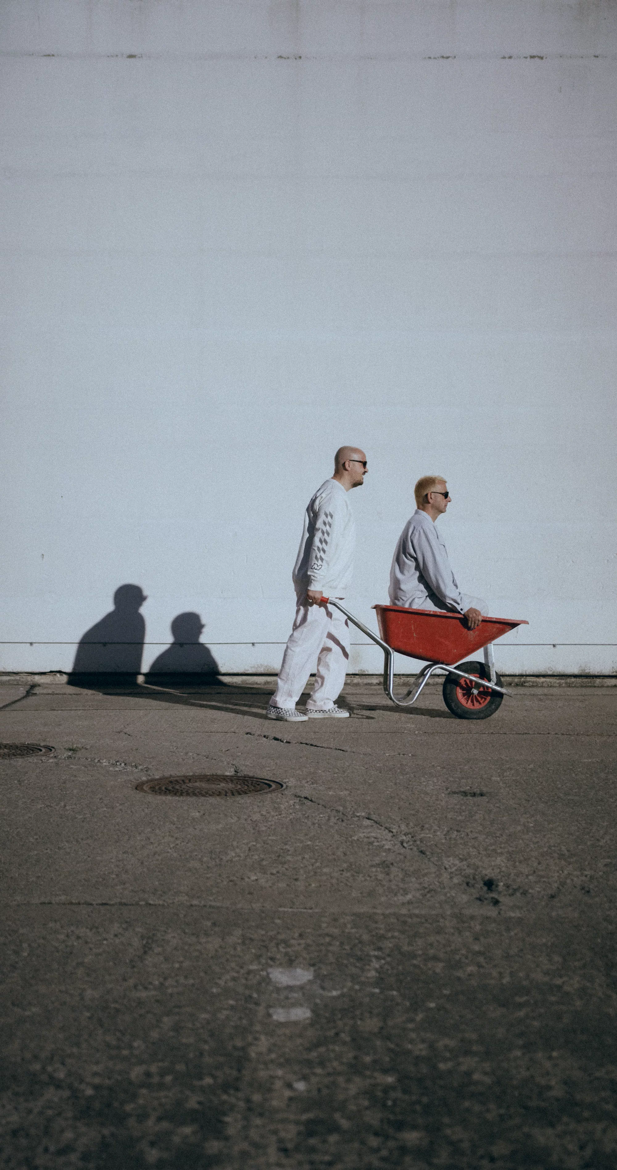 Gernot Bronsert und Sebastian Szary kehren 2027 mit einem neuen Studioalbum zurück.