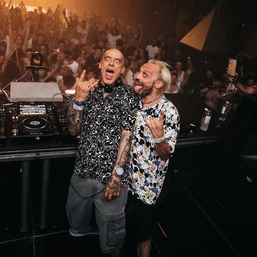 Universo Makina mit Pastis, Buenri und DJ Sisu im Amnesia Ibiza. Foto: Amnesia Ibiza / Universo Makina.
