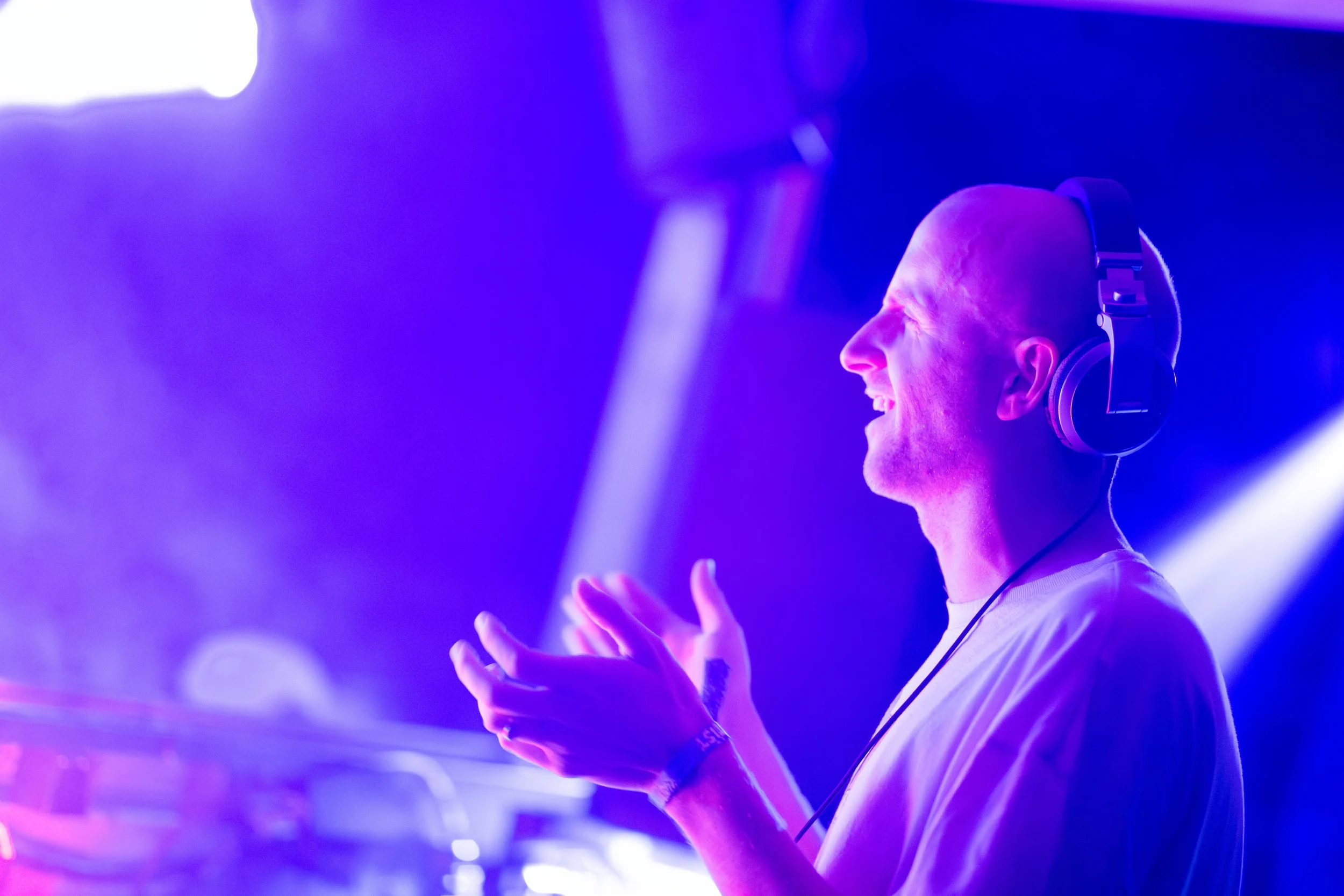 Wibbly Woods setzt seit 2021 auf kleine Bühnen und ein stark DJ-orientiertes Programm. Credit: Wibbly Woods Festival.