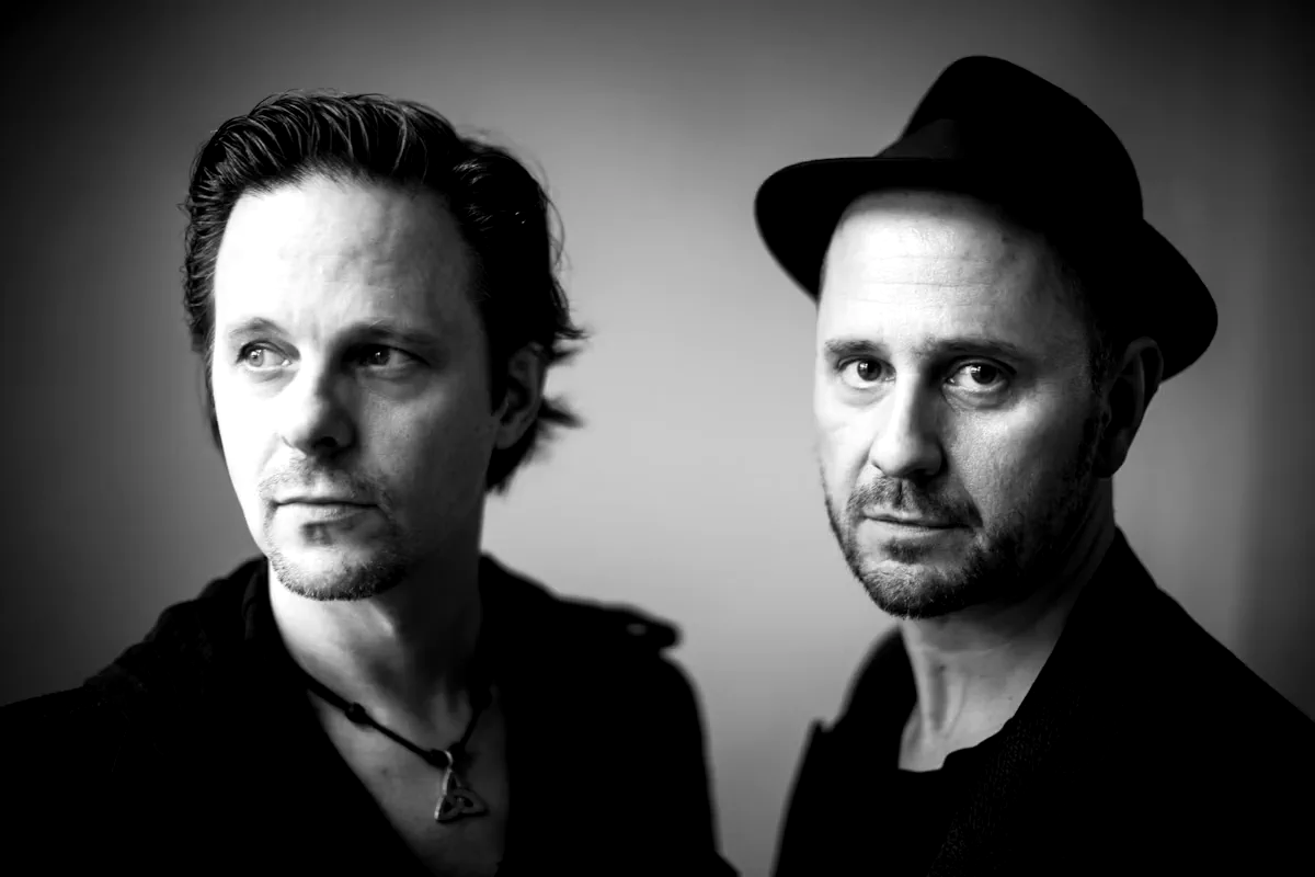 Booka Shade recuperan Movements por su 20 aniversario con 36 pistas y una edición especial en vinilo