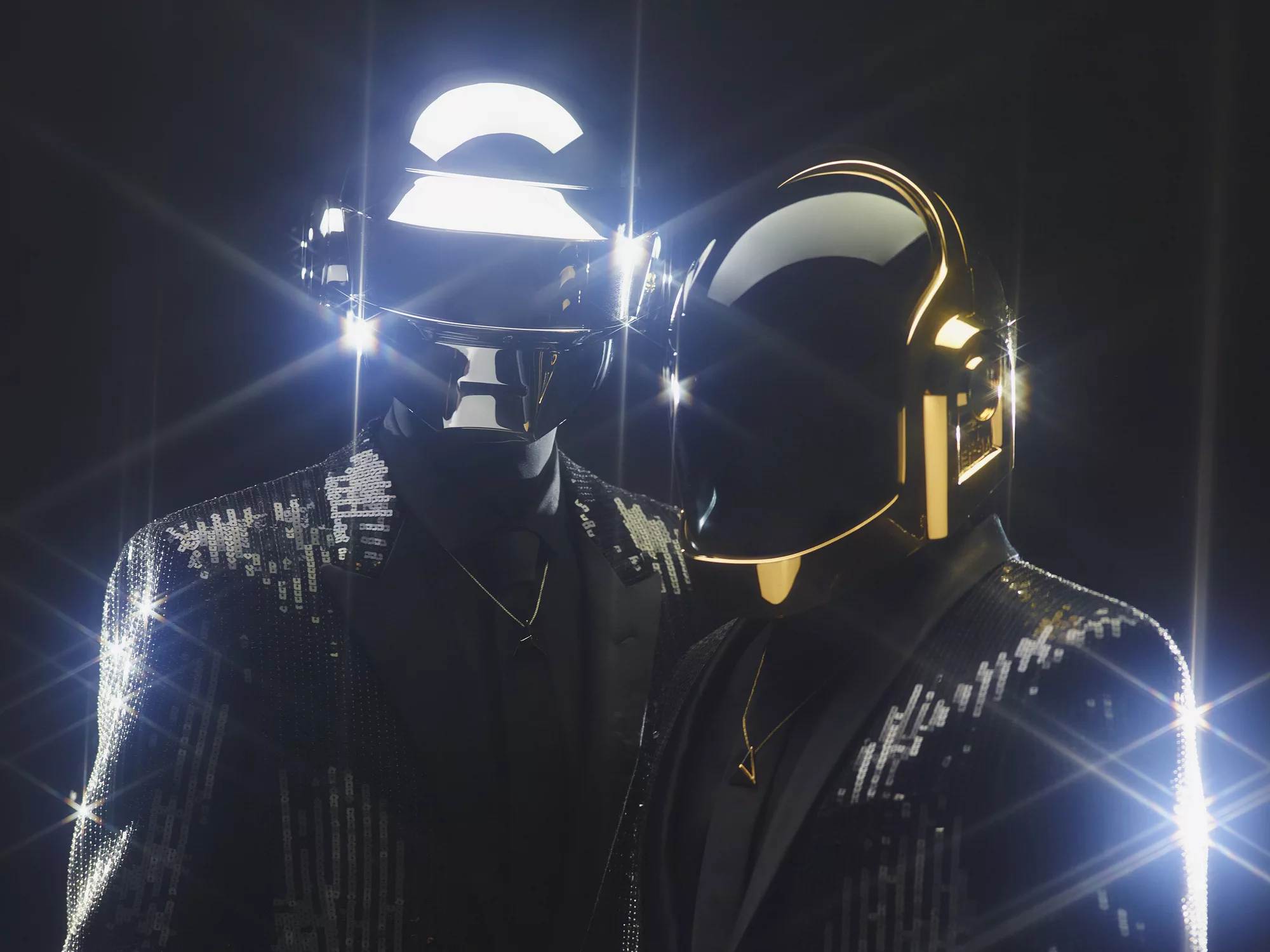 Beleuchtete Bühne während eines Daft-Punk-Auftritts beim Coachella-Festival 2006