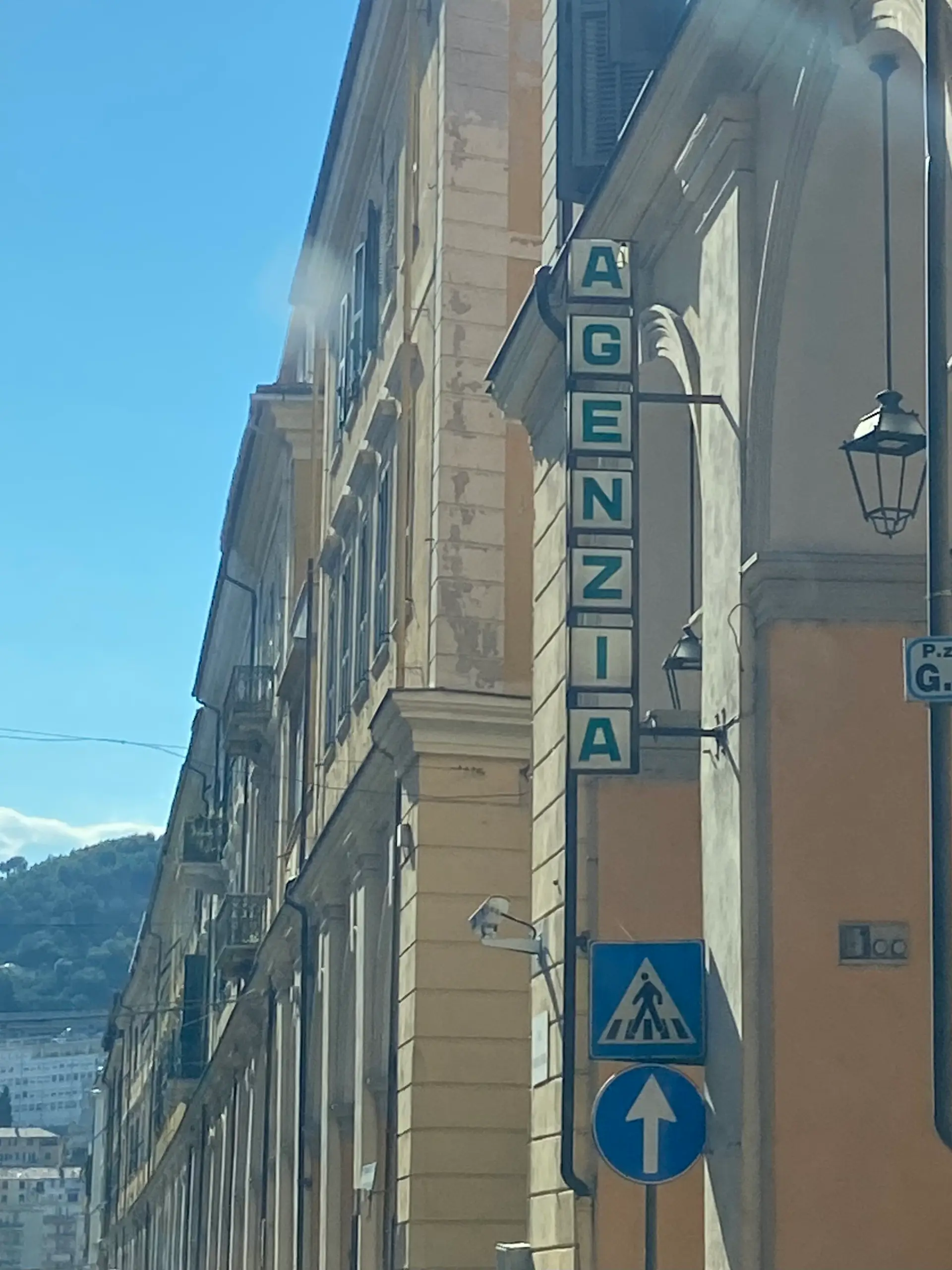 AGENZIA