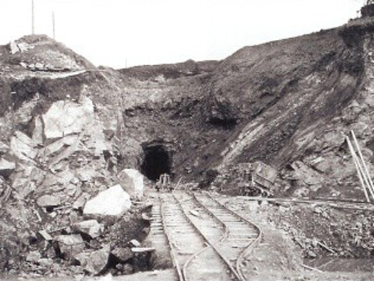 Castel Vendon,  Batterie Française Tourville, (Souterrain).