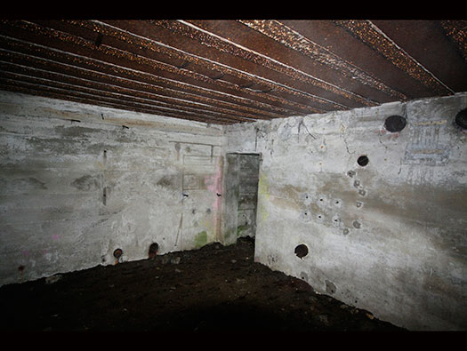 R630 crew room to ammunition room.