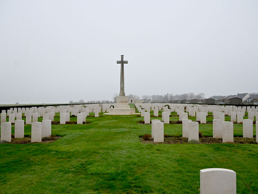 Tre07 Le Tréport, Mont Huon & CWGC Cemetery