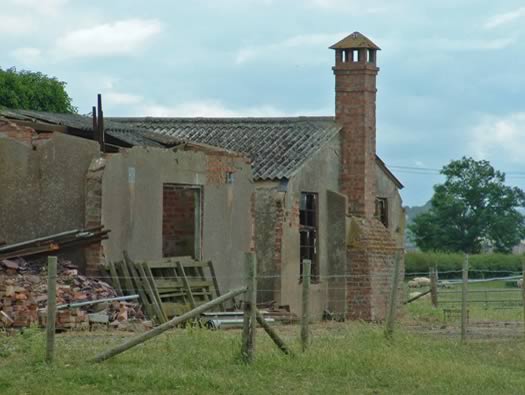 RAF Long Marston, Communal.