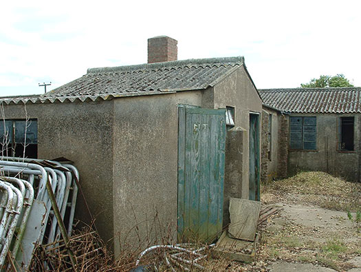 RAF Long Marston, Communal.