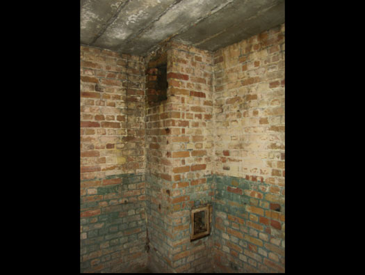 RAF Long Newnton, Decontamination Building