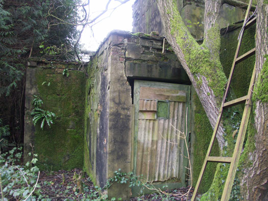 RAF Long Newnton, Decontamination Building