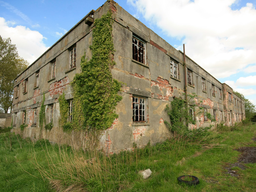 Bristol Aeroplane Co. Yatesbury 
  
  No.10 Elementary and Reserve Flying Training School