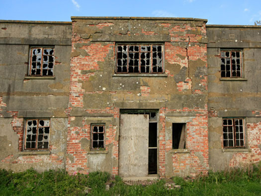 Bristol Aeroplane Co. Yatesbury 
  
  No.10 Elementary and Reserve Flying Training School