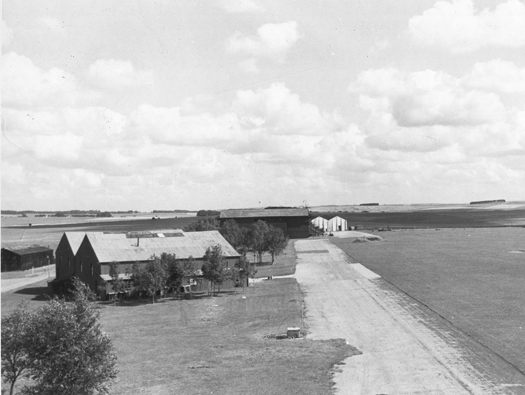 RFC/RAF Netheravon, Wiltshire. Hangars WW1